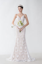 Beautiful Lace Spaghetti Strap Trumpet Wedding Dress GJS2429