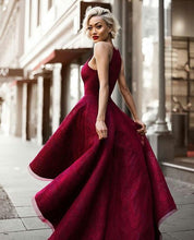 Chic Prom Dresses Sexy Halter Burgundy Lace Prom Dress/Evening Dress JKL068